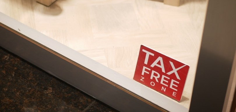 BAE Corporate Tax Free Zone %0 Şartları: Türkiye Karşılaştırması